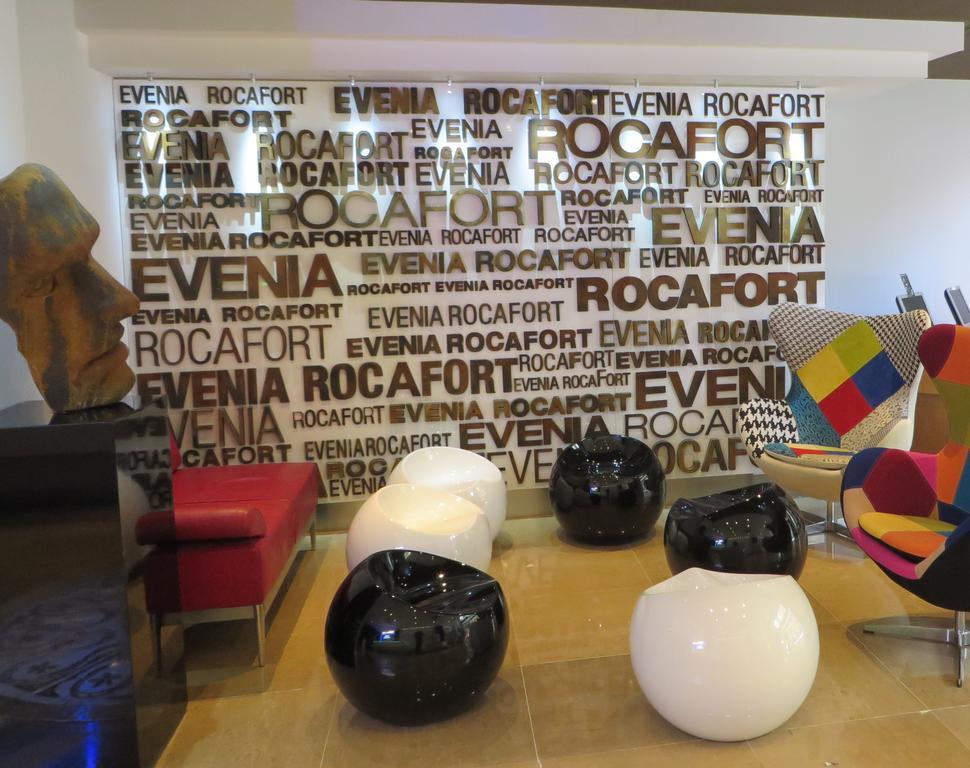 Evenia Rocafort Barcellona Esterno foto