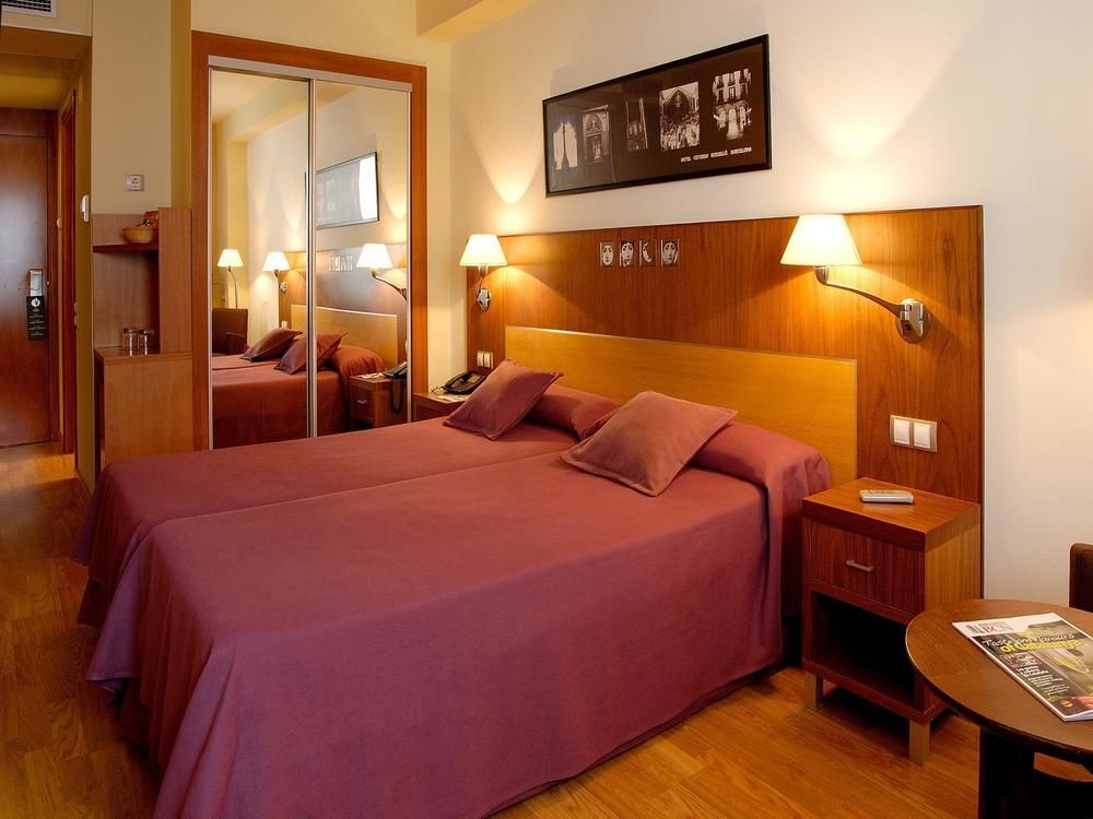 Evenia Rocafort Barcellona Esterno foto